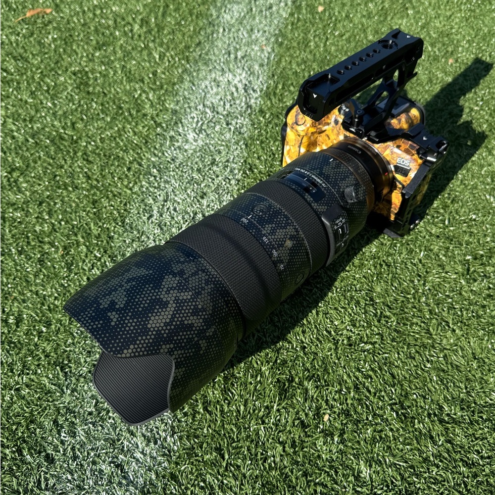 Canon RF 24-105mm Gray Lens - Picture 9 of 10